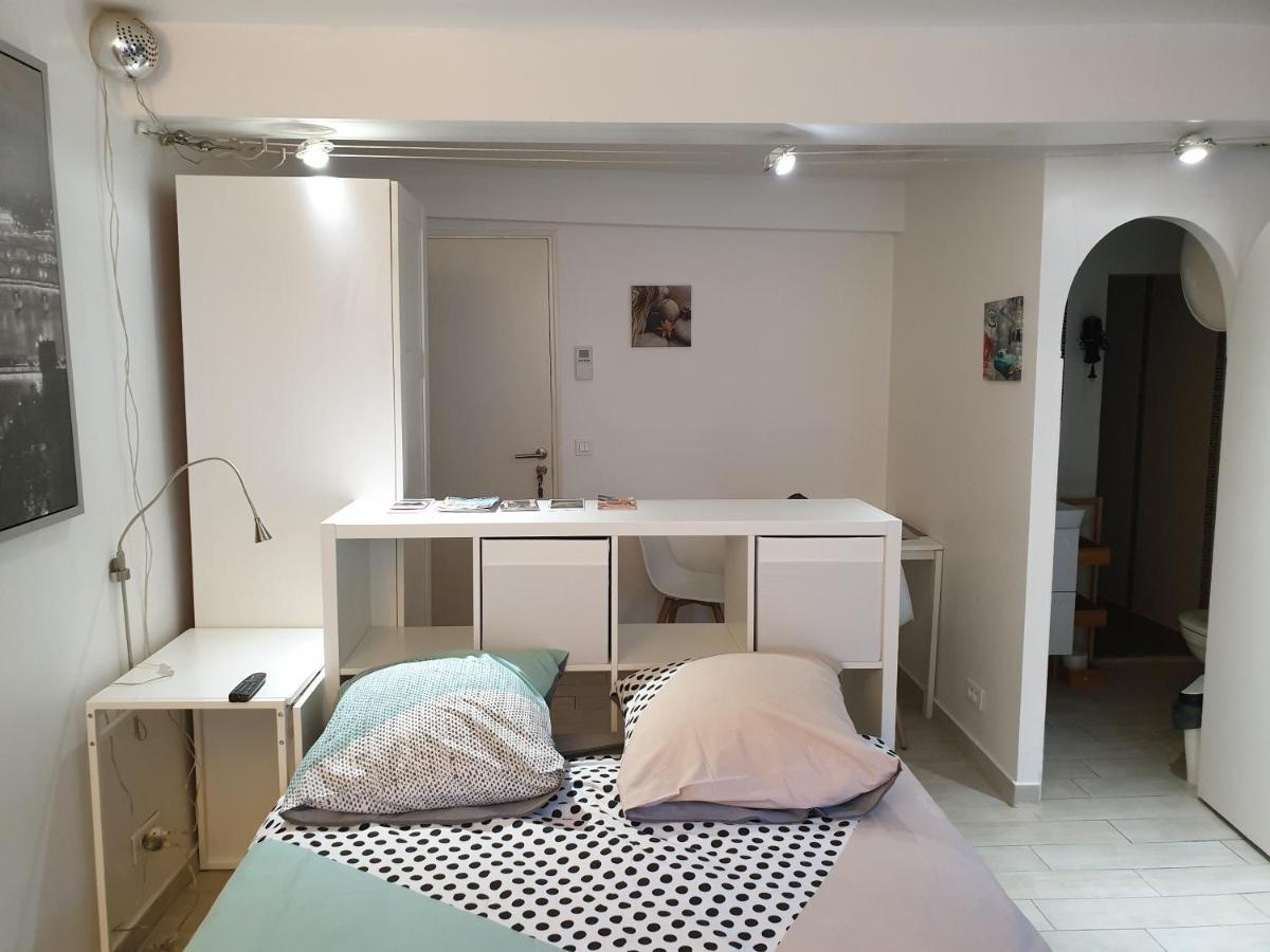 Le Centre Fontainebleau Apartment Luaran gambar